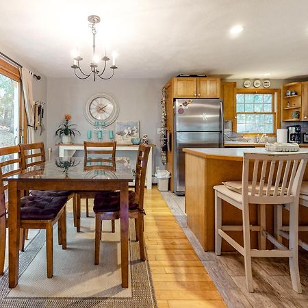 Bay Pointe Bungalow Ист-Фолмут Экстерьер фото