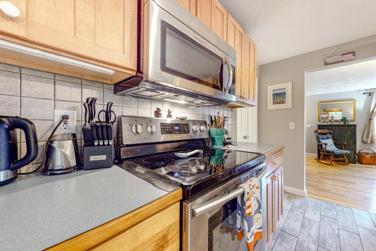 Bay Pointe Bungalow Ист-Фолмут Экстерьер фото